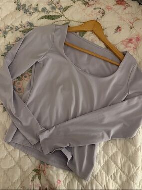 Hollister Long-Sleeve Scoop Neck Top in Light Lavender